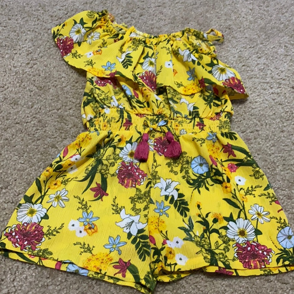 Little girl floral jumper